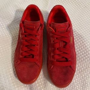 Size 7- PUMA Suede Classic Red Christmas Red